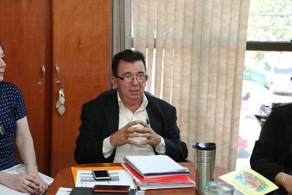 Director de Tekoporã en modo proselitista en horas de oficina: "Votar al ministro para ayudarle y mostrarle lealtad" - ADN Paraguayo