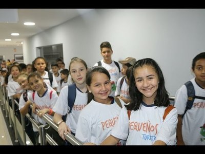''PEQUEÑOS TURISTAS'' SENATUR BUSCA EXPANDIR SU PLAN A ESCUELAS DEL PAÍS
