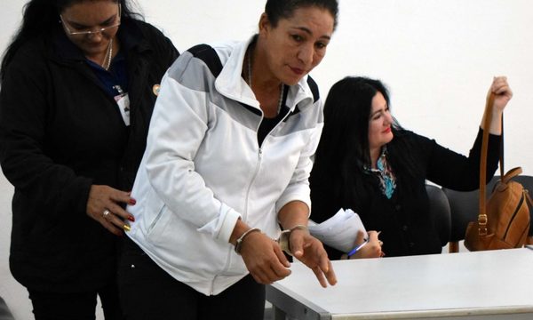 Condenan a 10 años de prisión a una mujer por Homicidio Doloso