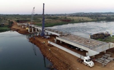 Puente entre Minga y Hernandarias concluirá en noviembre
