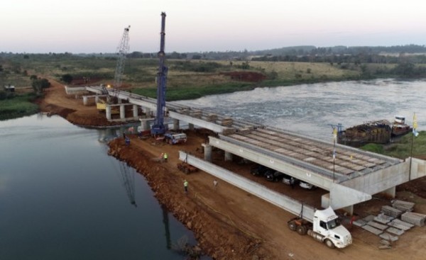 Puente entre Minga y Hernandarias concluirá en noviembre