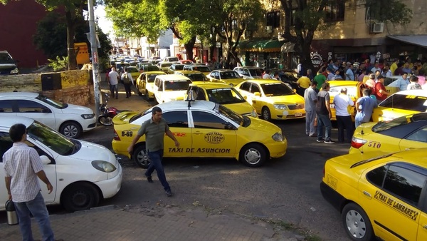 Enjambre amarillo levanta protesta tras llegar a un acuerdo - ADN Paraguayo