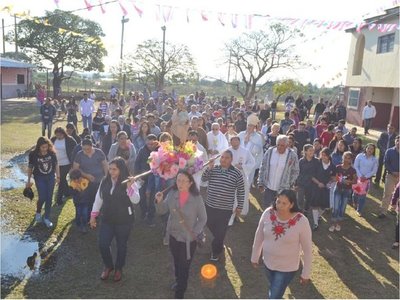 Carmelo Peralta celebra la fiesta de la Virgen del Carmen