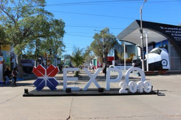 La Expo Mariano Roque Alonso cagada de actividades » Ñanduti