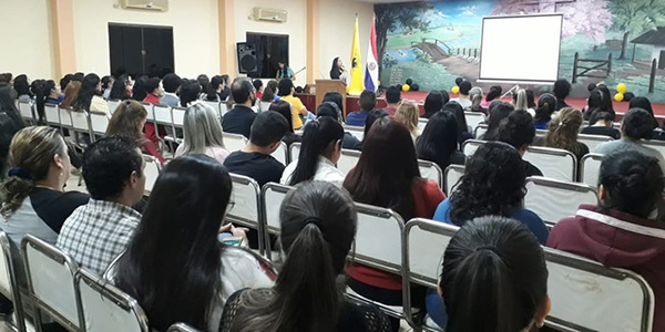 Realizán taller de oratoria en la FAFI-UNE