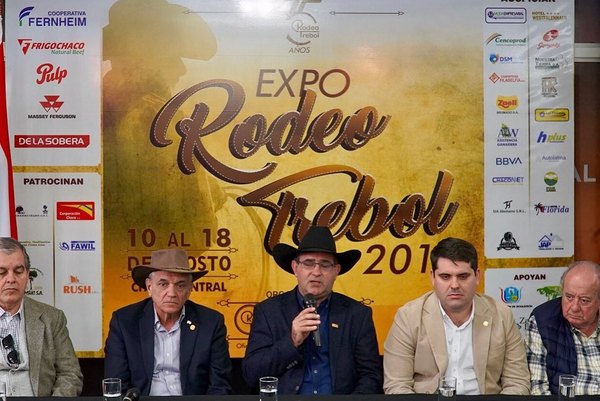Lanzan edición N° 45 de la Expo Rodeo Trébol