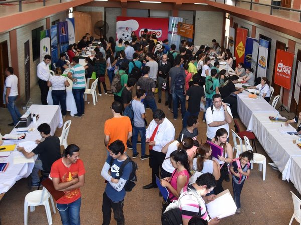 Economistas de EEUU observan poca flexibilidad en mercado laboral paraguayo