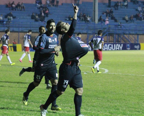 Trabajosa victoria de River sobre Presidente Hayes