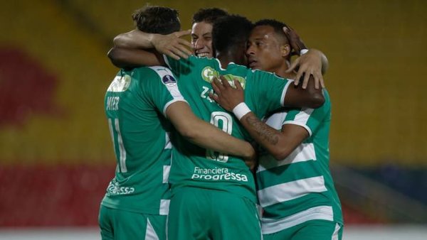 La Equidad vuelve a triunfar y elimina a Royal Pari