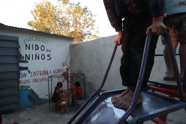 Nido de Niños: Hogar resguarda a niñas madre de la Chacarita