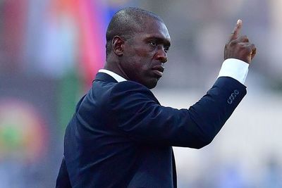 Seedorf, destituido de Camerún - Fútbol - ABC Color