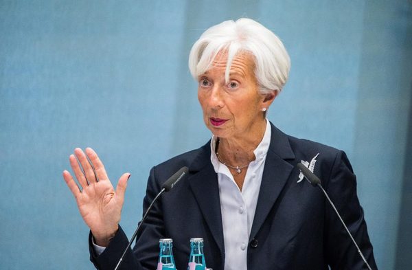 Lagarde se retirará el 12 de septiembre