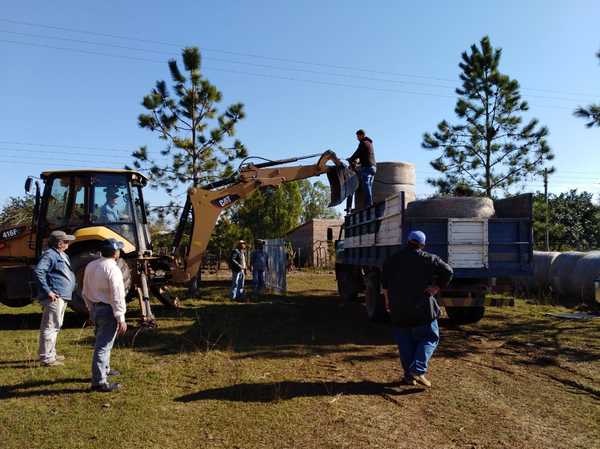 Distribuyen balanceados, semillas y fertilizantes a productores de Ñeembucú - .::RADIO NACIONAL::.