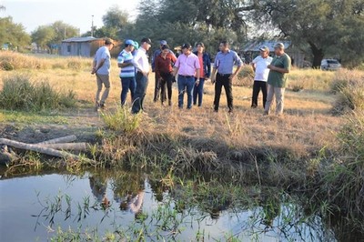 Tte. Montanía: Familias cansadas de beber del tajamar piden agua potable