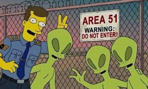 Fuerza Aérea estadounidense se prepara para confrontar a más de 600.000 cazadores de aliens en el Área 51