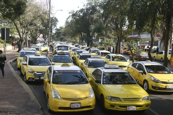Ára ha ára tavaygua oñeko'õ taxista aty rehe - ABC Remiandu - ABC Color