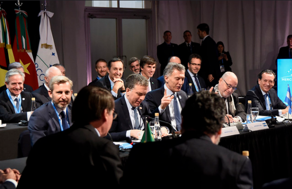 Acuerdo con UE permitirá consolidación y modernización del Mercosur, afirma Macri | .::Agencia IP::.