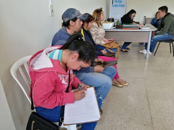 Llaman a trabajadores para construir rutas