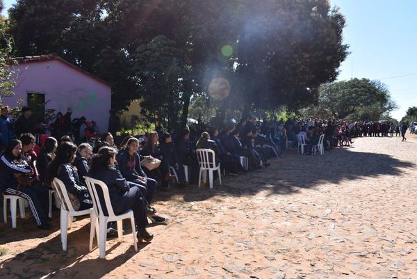 Rosarinos en contra de fusión entre el IPS y el centro de salud - Nacionales - ABC Color