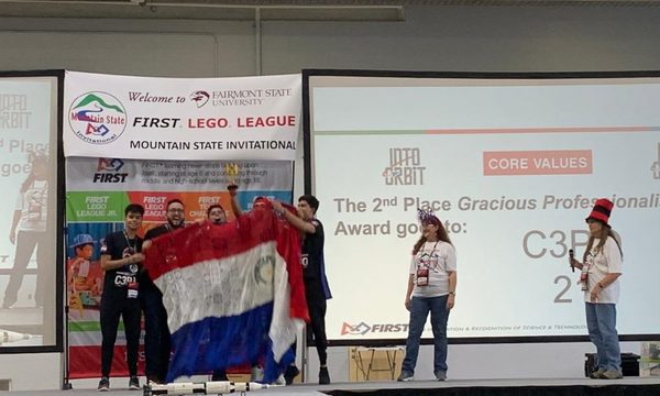 Jóvenes de Ciudad del Este ganan premio en competencia de robótica en West Virginia, EEUU