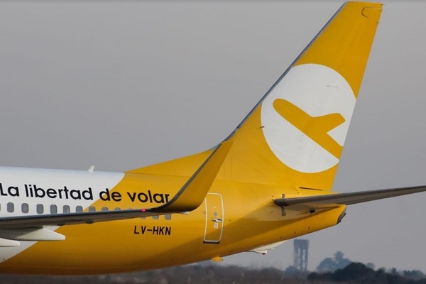 Flybondi renueva una de sus aeronaves