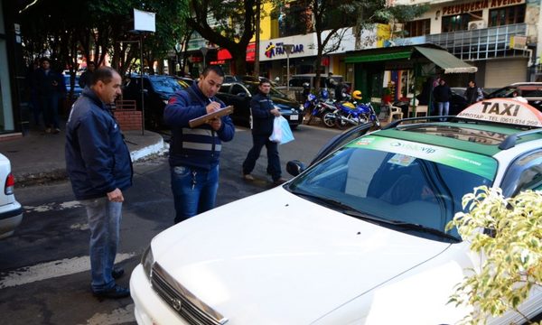 Inicia censo de paradas de taxis en CDE