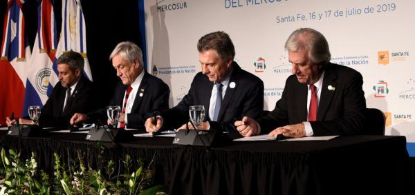Cuatro países del Mercosur formalizan postulación a la Copa del Mundo 2030