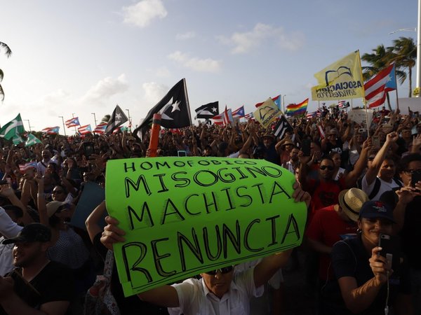 El escándalo de Puerto Rico preocupa a Trump, dice la Casa Blanca