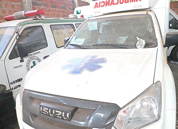 Ambulancias del Indi que costaron G. 960 millones duermen en el SEME