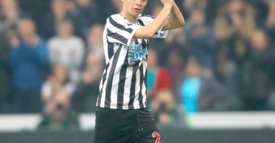 Miggy ya tiene profe  pyahu en Newcastle