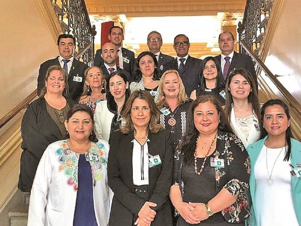 Presidenta del Indi y su asistente se llevaron jugosos viáticos a Suiza