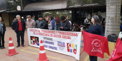 HOY / Vía WhatsApp, desvinculan a 100 funcionarios que ingresaron por concurso