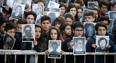 Argentina recuerda la peor masacre de su historia » Ñanduti