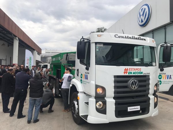 Muni de Asunción compró un camión para bacheo rápido