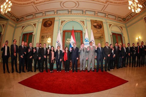 Presidente paraguayo ratifica compromiso de apoyar candidatura conjunta para Mundial 2030 - .::RADIO NACIONAL::.