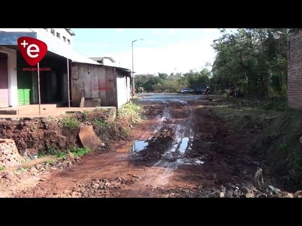AVANZA EN UN 60%, ACCESO ALTERNATIVO AL BARRIO SAN ISIDRO