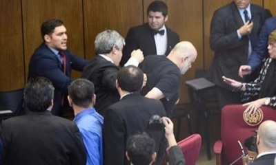 Pelea en el Senado de la Nación