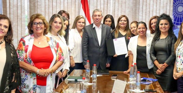 Capacitarán a mujeres líderes