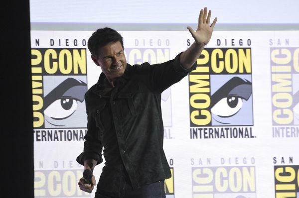 Tom Cruise llega de sorpresa a la Comic-Con a presentar la nueva “Top Gun”