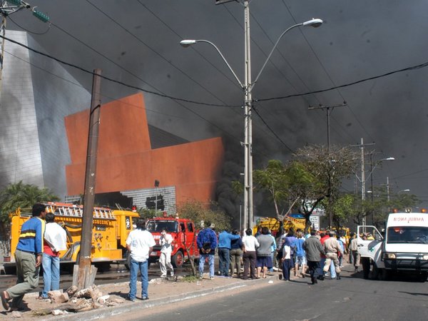 Piden a familiares llevar objetos conmemorativos de fallecidos