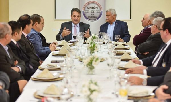 Ciudad del Este pide bajar tasa aeroportuaria para recuperar competitividad del comercio