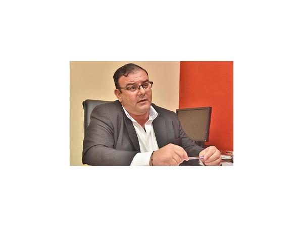 Diputado Tomás Rivas decide no comparecer ante fiscalía
