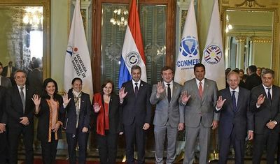 Paraguay presenta sedes de  2030 - Deportes - ABC Color