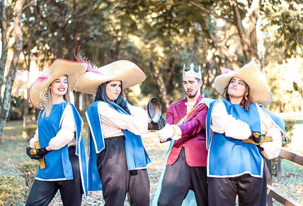 “Mundo de cuentos: Las tres mosqueteras” se despide este fin de semana » Ñanduti