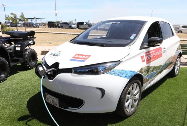 Paraguay inaugurará su primer «ruta verde solar» para vehículos eléctricos