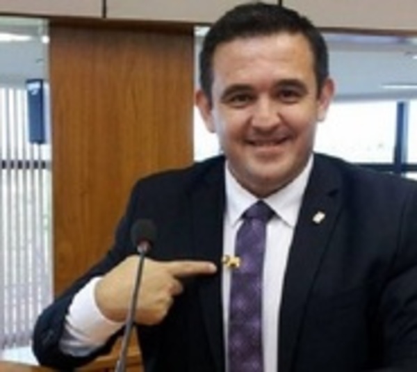 MEC quiere comprar notebooks de G. 14 y 22 millones cada una - Paraguay.com
