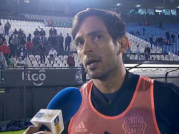 Roque Santa Cruz es la figura del triunfo ante Nacional