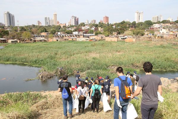 Seguirán limpiando la Bahía de Asunción