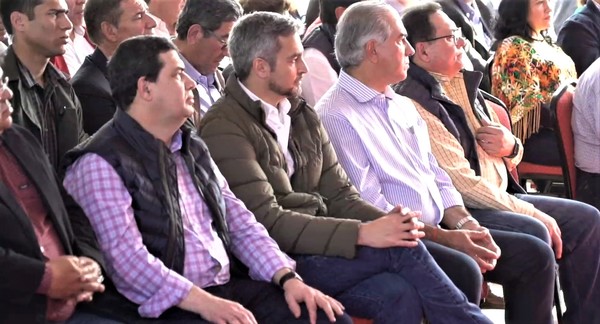 Con presencia de Mario Abdo lanzan licitación del Puente en Carmelo Peralta