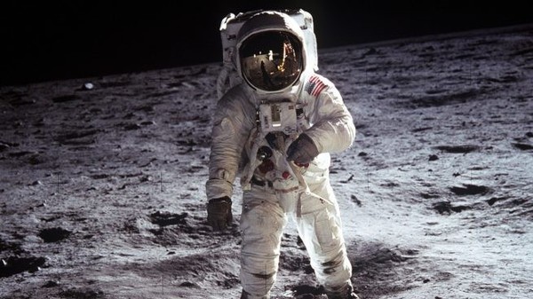 Llegada del primer hombre a la Luna, la hazaña que hoy cumple 50 años  - Radio 1000 AM